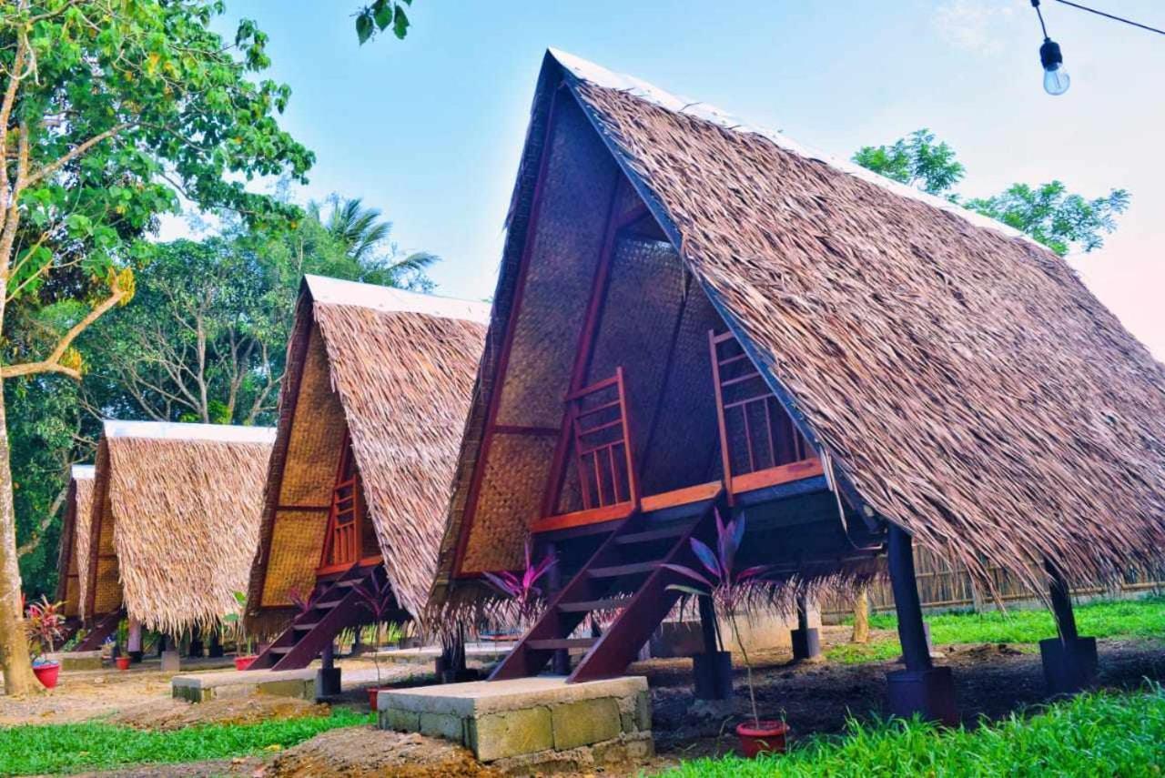 Hiraya Camp Site - Free Use Of Scooter For Nipa Huts Hotel El Nido Exterior photo
